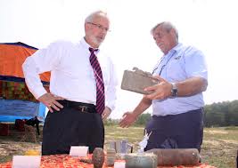 ເລີ່ມປະຕິບັດໂຄງການ ເກັບກູ້ລູກລະເບີດ  ຍັງບໍ່ທັນແຕກຢູ່ ແຂວງກວາງນາມ